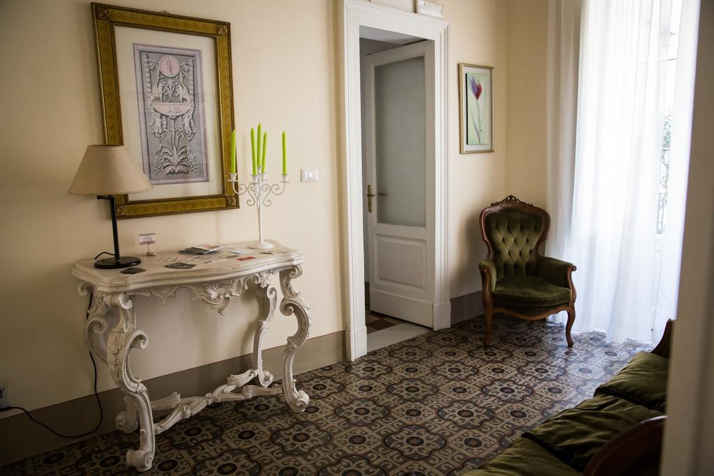 Bed and Breakfast Casa Elide Catania Exterior foto
